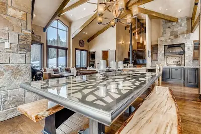Image de Lodge at Lewis Ranch By Silvercrest Lux Co~Ski in/out & Hot Tub ~ Sleeps 26