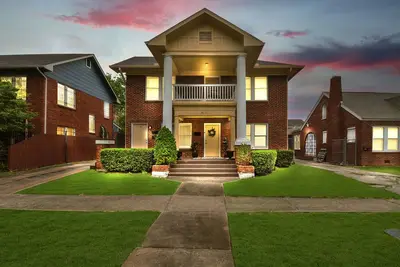 Image de Bell St Bungalow in Eado w/ Patio+Parking