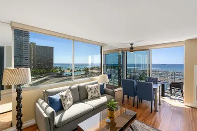 Image de Corner Unit with 11th Floor Waikiki Ocean, Lagoon & Marina Views! Washlet!