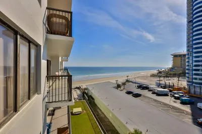 Image de Endless Summer 2/2 Sandpoint Beach Condo Ocean Views, Vibrant Sunsets 5c