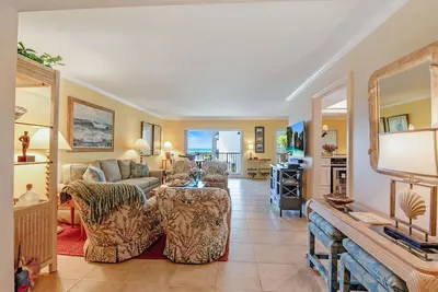 Image de Gulf Place Condominium, Unit #13