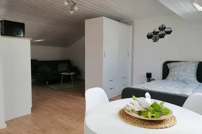 Image de Liebevoll Eingerichtetes Apartment in der Pfalz