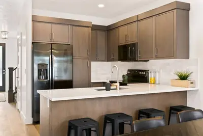 Image de Large Home Sleeps 16-Pool Perfect For Family Fun!