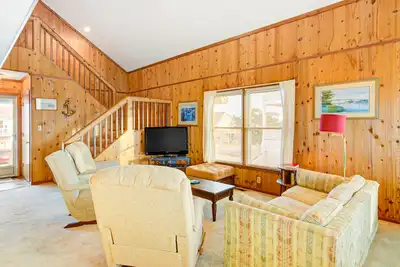 Image de Spacious Dog-Friendly Beach Cottage with WiFi & Washer/Dryer