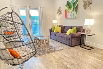 Image de Cozy Condo Near Main w/Hammocks