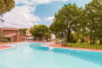 Image de Hawthorn apt with shared pool family fun, Castiglione del Lago, Italy