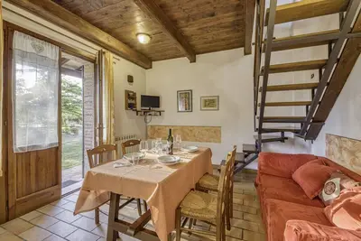 Image de Rosehip apt with shared pool, Castiglione del Lago, Italy