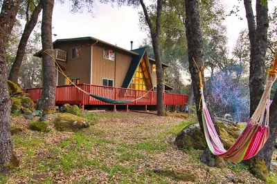 Image de Charming cabin near in near Yosemite!