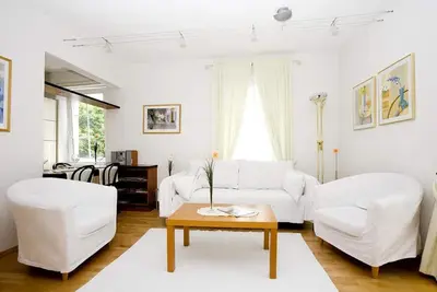 Image de Appartement de vacances lumineux \"Bregenz 6 Top 3\" avec Wi-Fi, balcon, terrasse et jardin