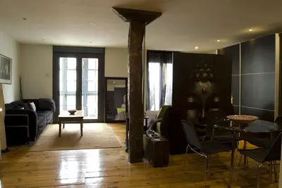 Image de Apartamento en el Centro con Parking Cercano