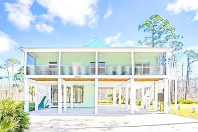Image de Bay View House on the Forgotten Coast!