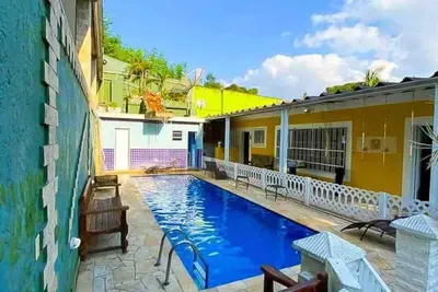Image de Cottage for up to 16 people with Wi-Fi Netflix
