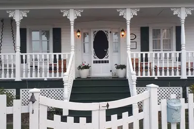 Image de La Belle Blanche Maison De Location Avec Vue Du Fleuve, PRÈS De MÉTIS