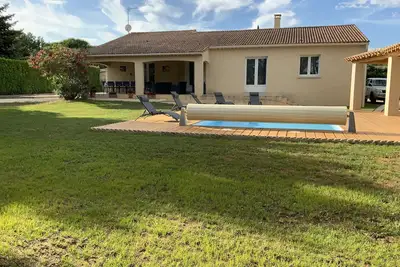 Image de Maison de Vacances Pour 10 Personnes + Piscine Privée