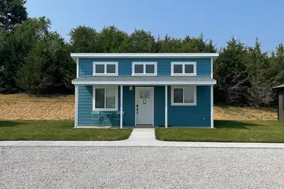 Image de Beach House- Newly Constructed