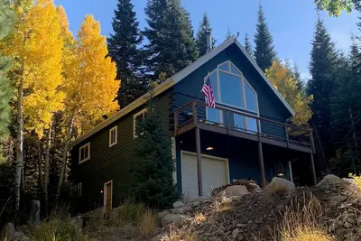 Image de Twin Lakes Hideaway- Explore twin lakes fishing, hiking, kayaking and much more!
