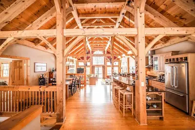 Image de New Listing! Golf\/Ski home w\/SteamRoom & Hot Tub