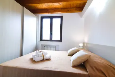 Image de Apartment with terrace Minimal Style No. 10