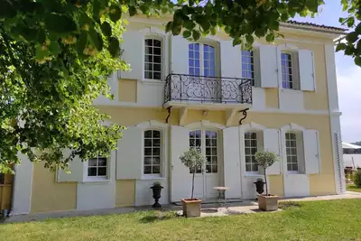 Image de Grand gîte de campagne avec piscine
