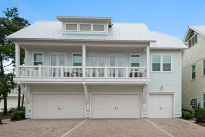 Image de Pet Friendly Townhome in Prominence w/ Golf Cart + Free Attraction Tickets!