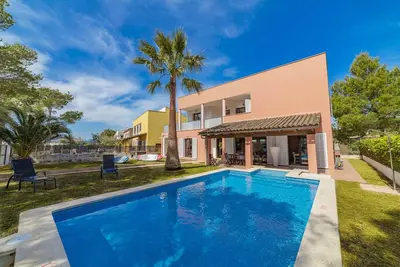 Image de Villa Menorca pour 8 personnes près de la mer avec piscine