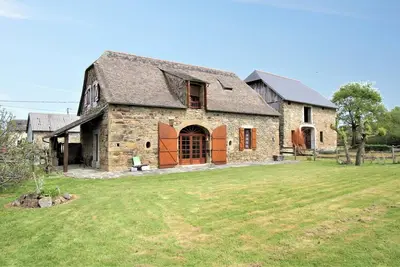 Image de Labes - Asson - Gîte