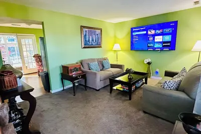 Image de Entire House Family-Pets-Friendly Close to i65.
