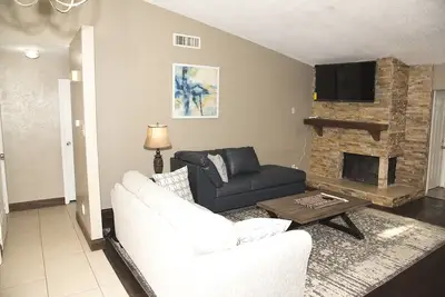 Image de Promo 15% Weekly/23% Monthly Discount! \nCozy Plano Home 3 Beds 2 Baths, Renovated