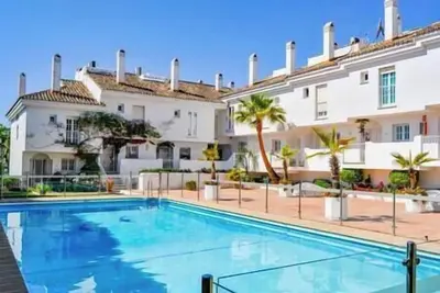 Image de Charming Townhouse! 10 minute walk to Puerto Banus