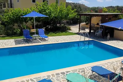 Image de Maison de vacances Rethymno pour 1 - 8 personnes avec 4 chambres à coucher - Maison de vacances