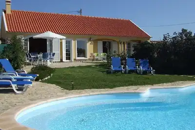 Image de Maison de vacances Azenhas do Mar pour 1 - 6 personnes avec 3 chambres à coucher - Maison de vacance