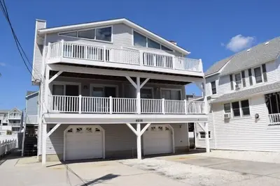 Image de Nice Pleasure Avenue Townhouse
