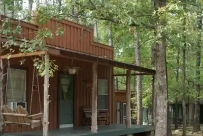 Image de Cozy Cabin for Two in beautiful setting