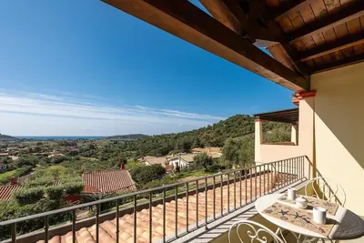 Image de Appartement de vacances Chia pour 1 - 6 personnes avec 3 chambres à coucher - Maison mitoyenne