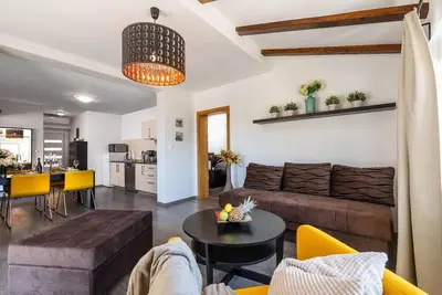 Image de Appartement de vacances pour 4 personnes  + 2 enfants env. 80 qmà Medulin, Istrie (Côte sud de l'Istrie)