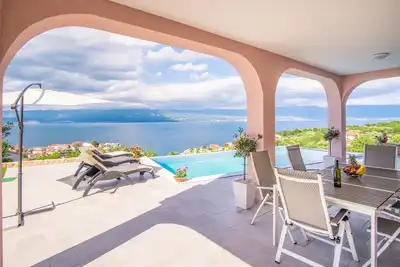 Image de Appartement de vacances Vrbnik pour 1 - 6 personnes avec 3 chambres Ă coucher - Logement de vacances