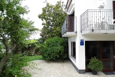 Image de Appartement de vacances Vantačići pour 1 - 4 personnes avec 2 chambres à coucher - Maison de vacance