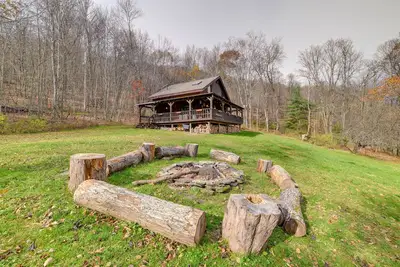 Image de Hilltop Walton Getaway with Picturesque Views!