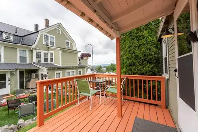 Cottage 14 Summary:<br>A