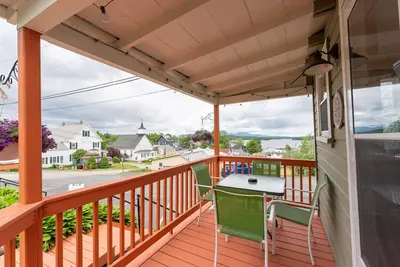 Cottage 16 Summary:<br>T