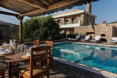 Image de Beautiful 3-Bed  Sea Front Villa in Agios Nikolaos