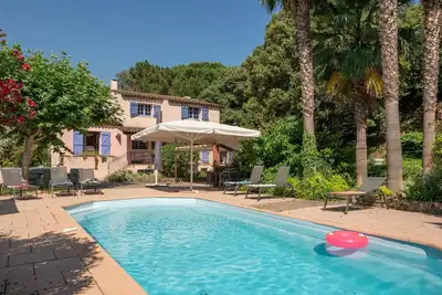 Image de Villa Ambiance Ă distance de marche de la plage, Sainte-Maxime