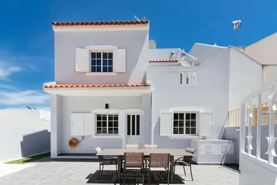 Image de Casa Margarida mit Meerblick und Garten