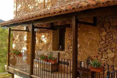 Appartement de vacances Castielfabib pour 2 personnes avec 1 chambre à coucher - Ferme