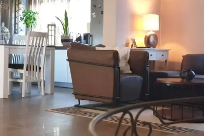 Image de Villa Jurišić 10 metara od mora plaža lezaljke veliko dvorište