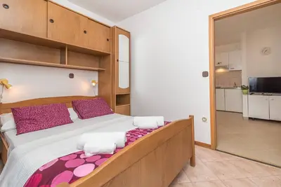 Image de Appartement de vacances Okrug Gornji pour 1 - 3 personnes avec 1 chambre à coucher - Logement de vac