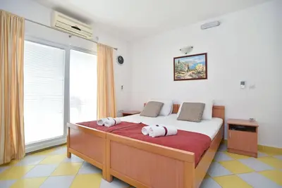 Image de Appartement de vacances Tivat pour 2 personnes - Maison jumelée