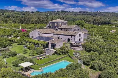 Maison de vacances Fiumefreddo di Sicilia pour 1 - 18 personnes avec 10 chambres à coucher - Maison