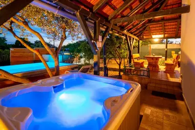 Image de Maison de vacances Biograd na Moru pour 1 - 5 personnes avec 2 chambres Ă coucher - Maison de vacanc