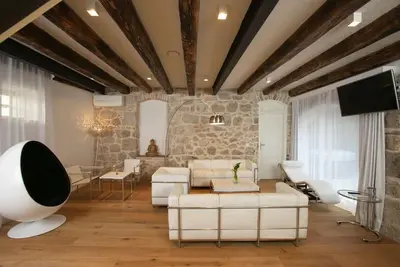 Image de Maison de vacances Split pour 3 - 6 personnes avec 3 chambres Ă coucher - Maison mitoyenne
